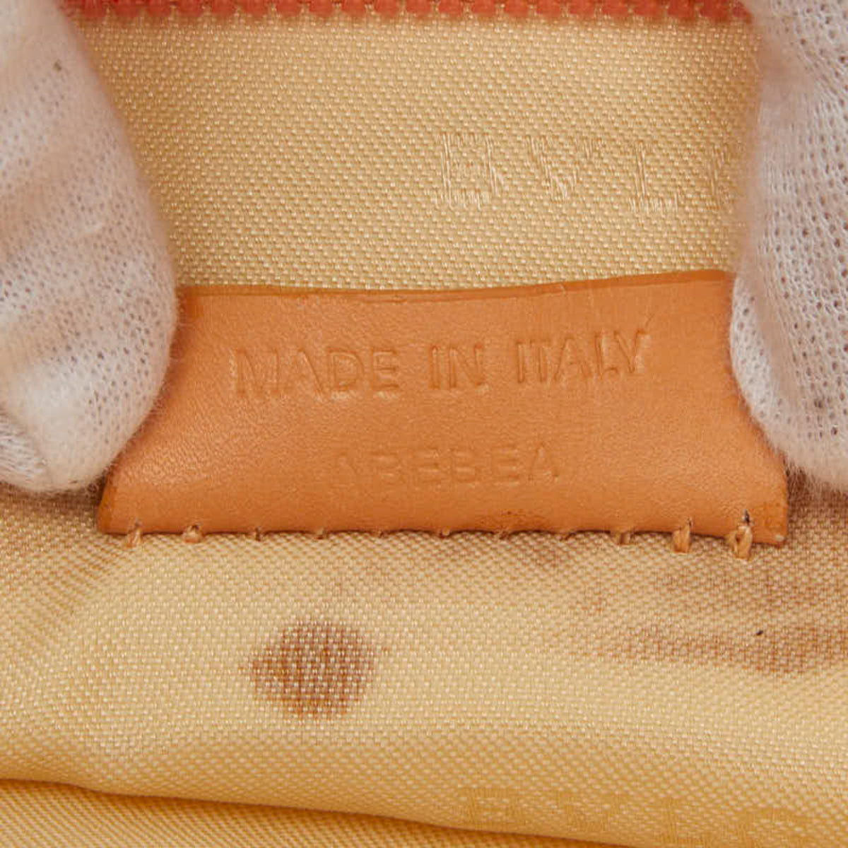 Bvlgari Beige Canvas Leather Shoulder Bag (Pre-Owned)
