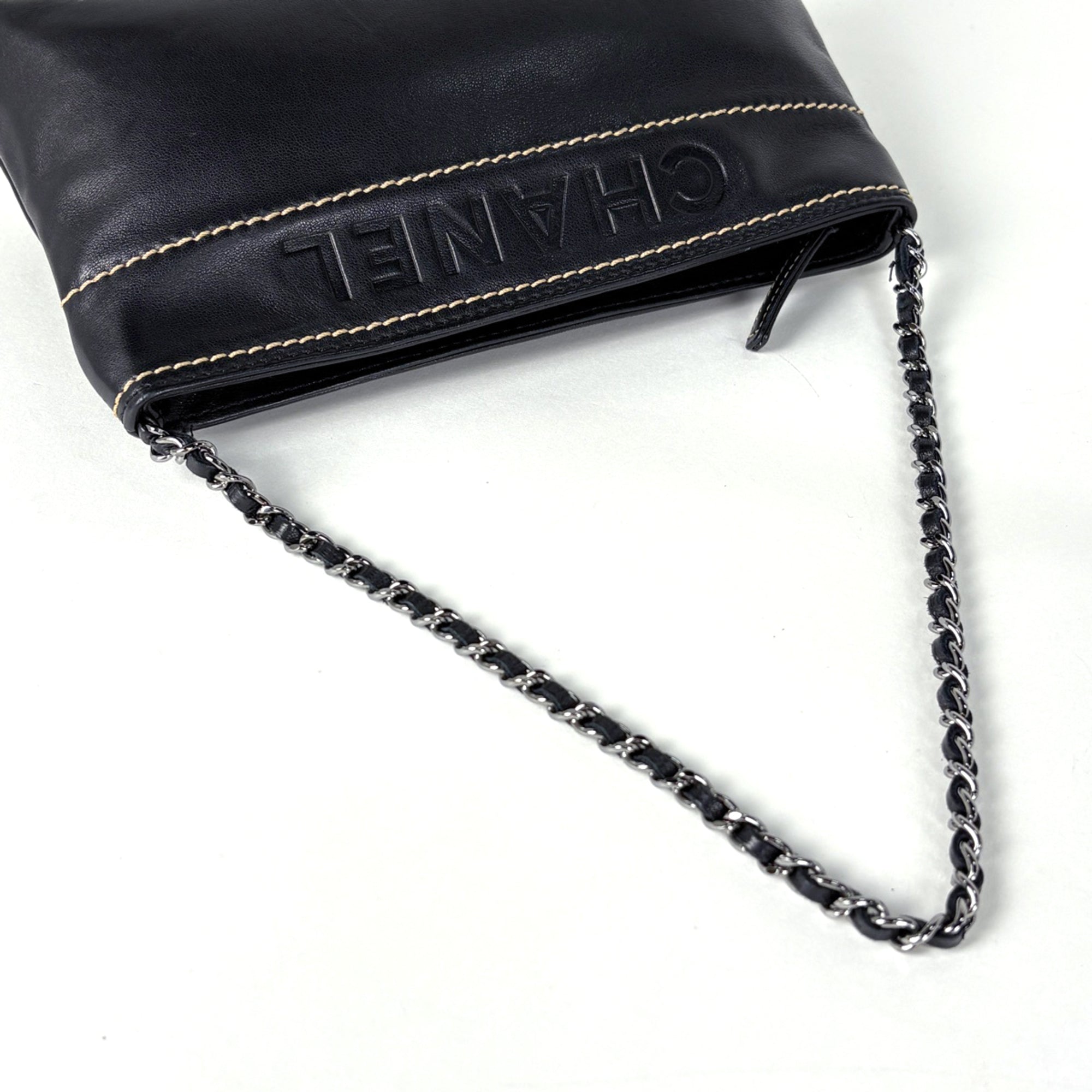 Chanel Black Leather Handbag Pouch (Pre-Owned)