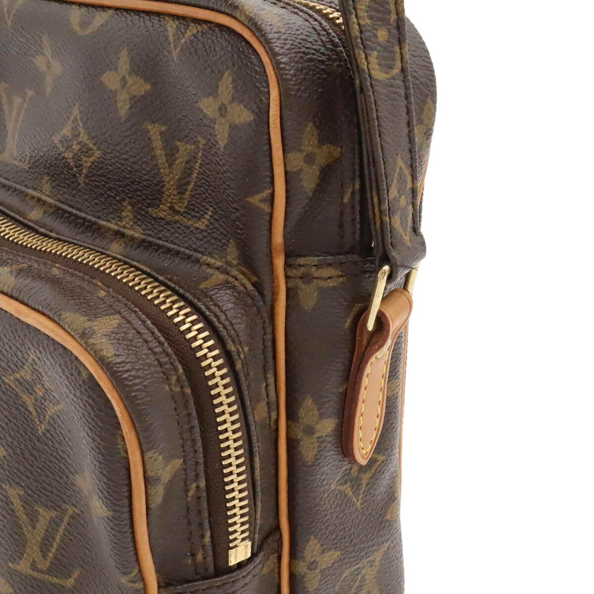Louis Vuitton Brown Monogram Monogram Pochette Shoulder Bag (Pre-Owned)