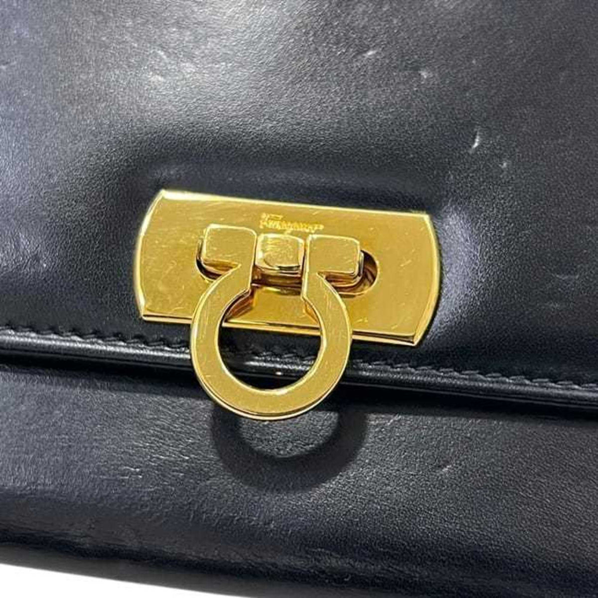 Salvatore Ferragamo Black Leather Chain/Shoulder Wallet (Pre-Owned)