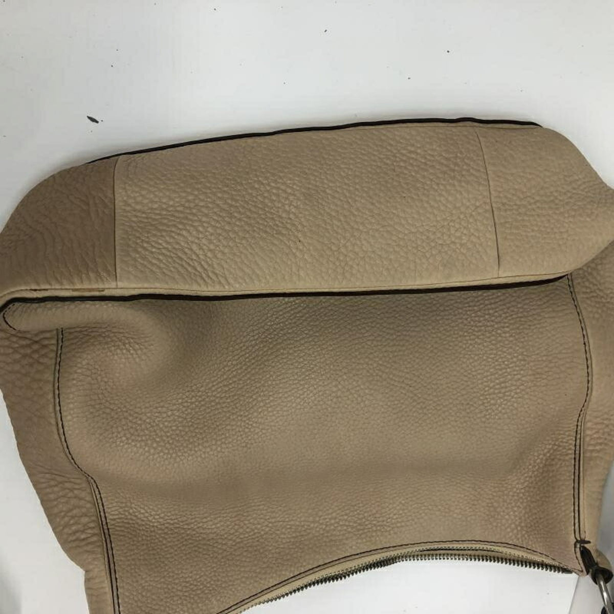 Coach Beige Leather Shoulder Bag (Pre-Owned)