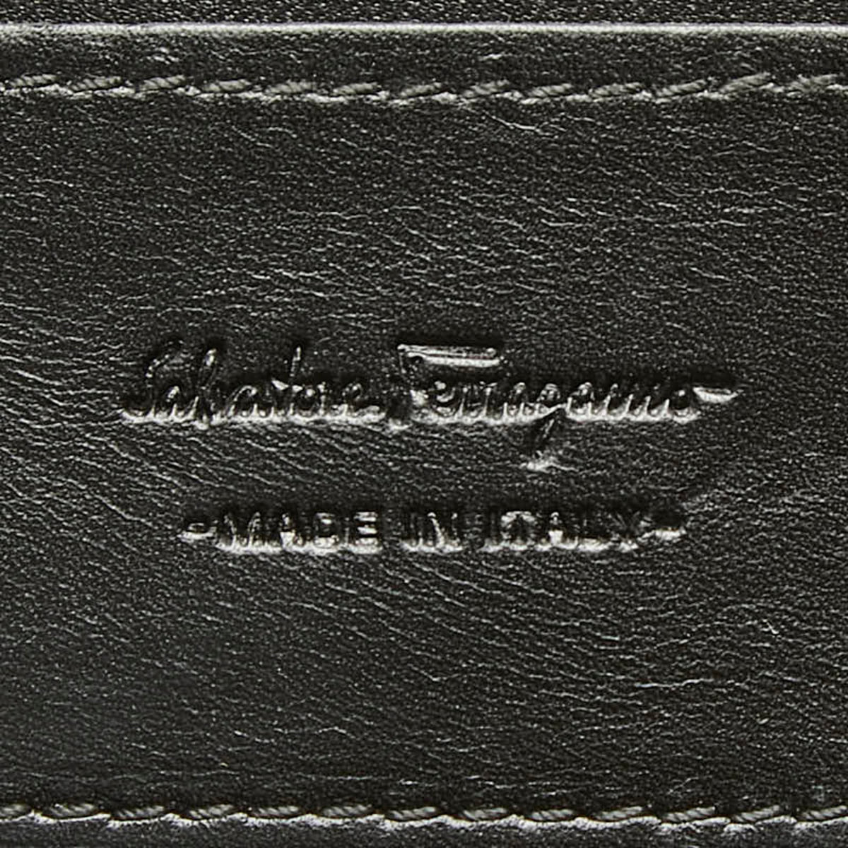 Salvatore Ferragamo Black Leather Coin Purse/Coin Case (Pre-Owned)