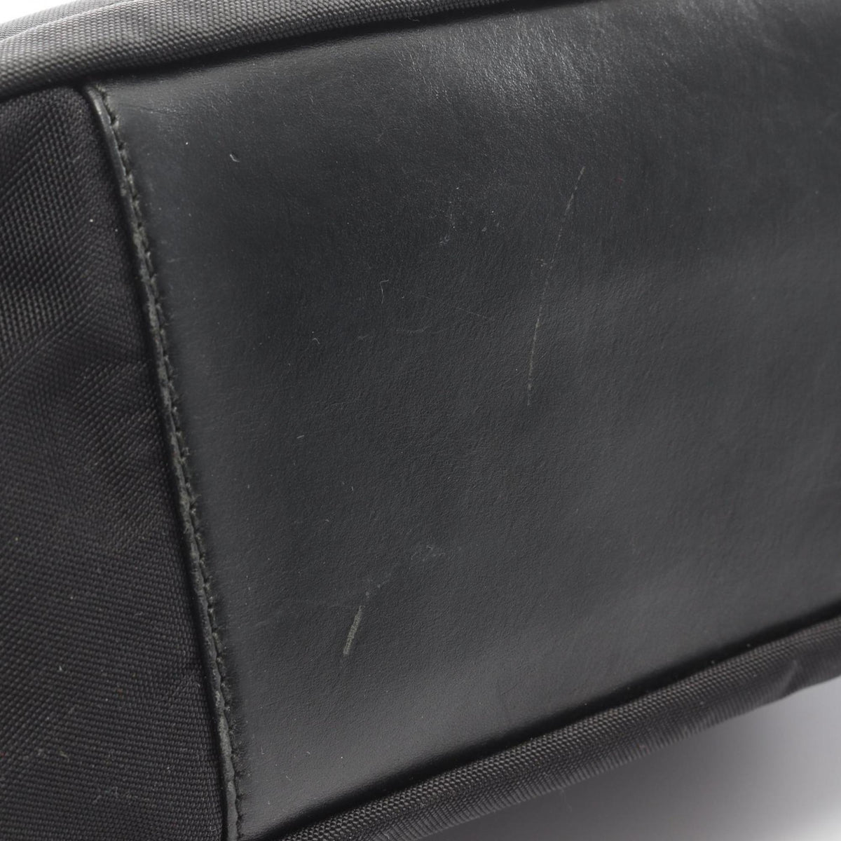 Gucci Black Canvas Leather Handbag Shoulder Bag (Pre-Owned)