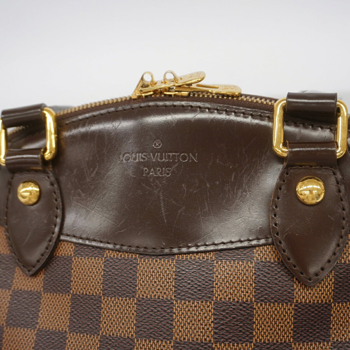 Louis Vuitton Ebene Handbag (Pre-Owned)