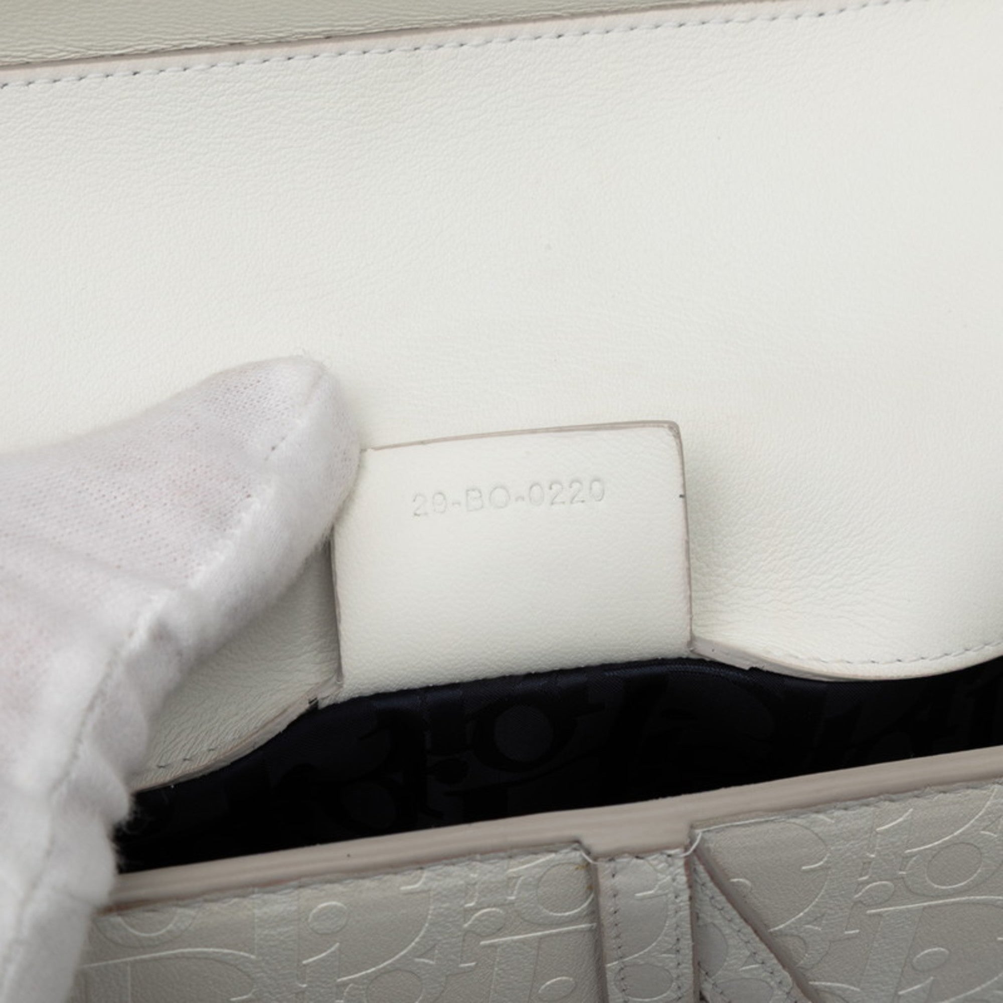 Christian Dior White Leather Saddle Bag Shoulder Bag (Pre-Owned)