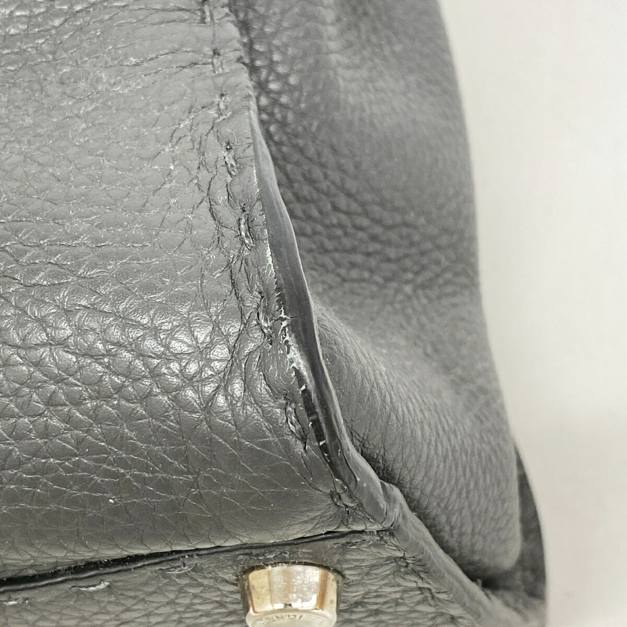 Fendi Gray Leather Handbag (Pre-Owned)