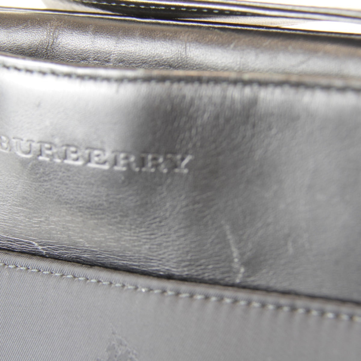 Burberry Black Nylon Leather Shoulder Bag (Pre-Owned)