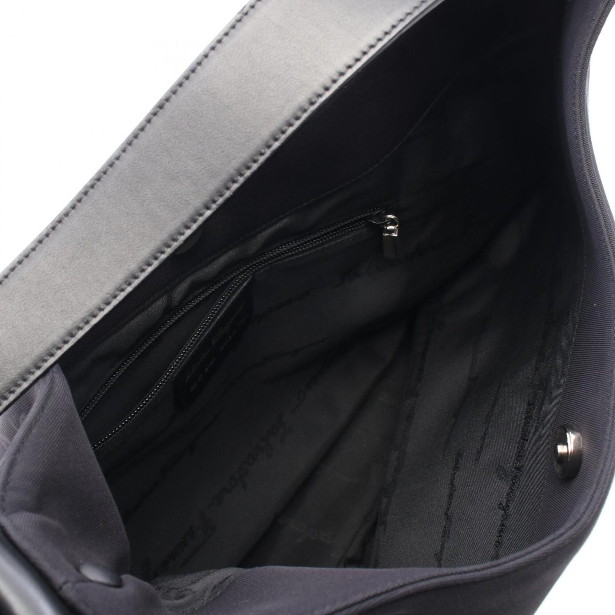 Salvatore Ferragamo Black Canvas Leather Handbag Shoulder Bag (Pre-Owned)