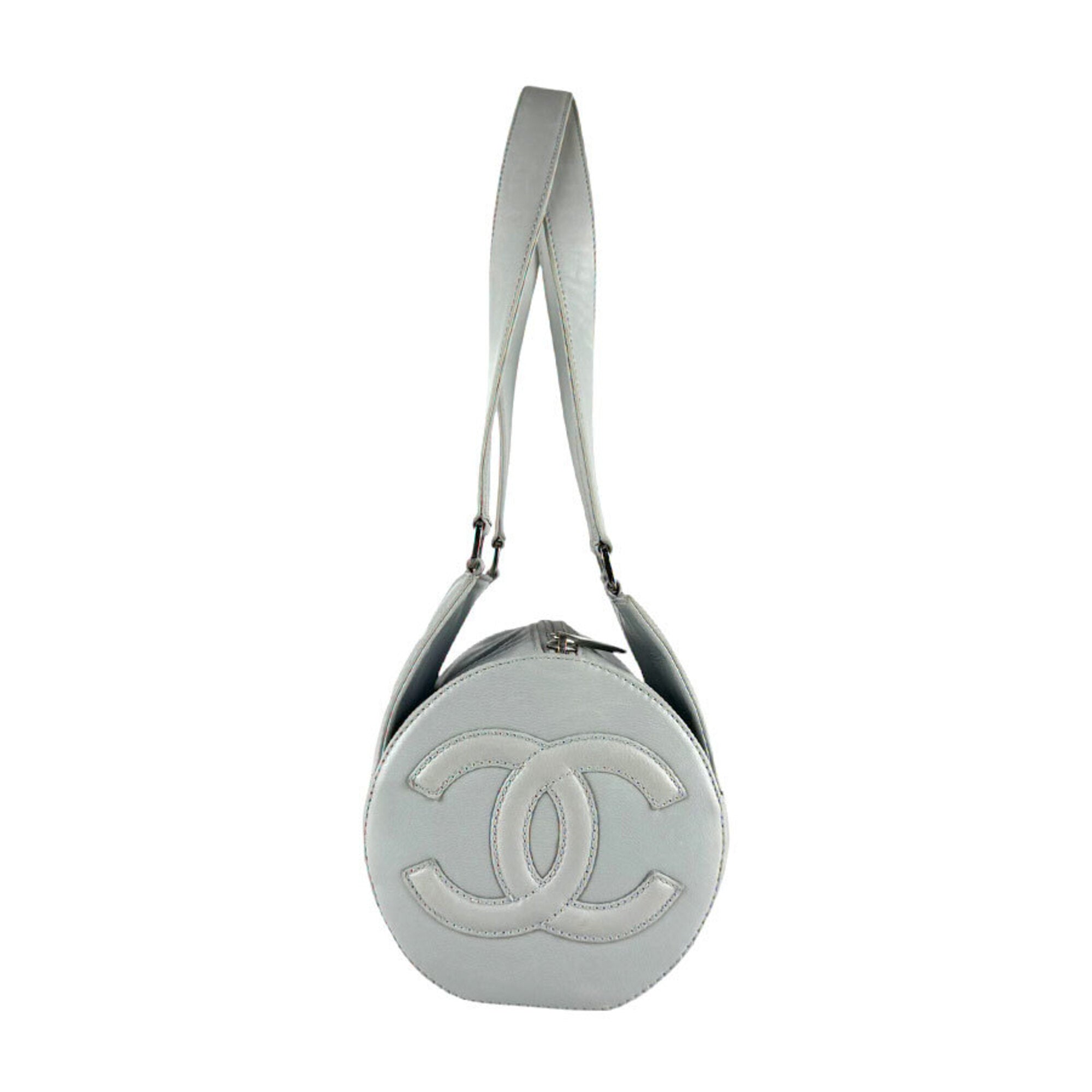 Chanel Light Blue Leather Shoulder Bag (Pre-Owned)