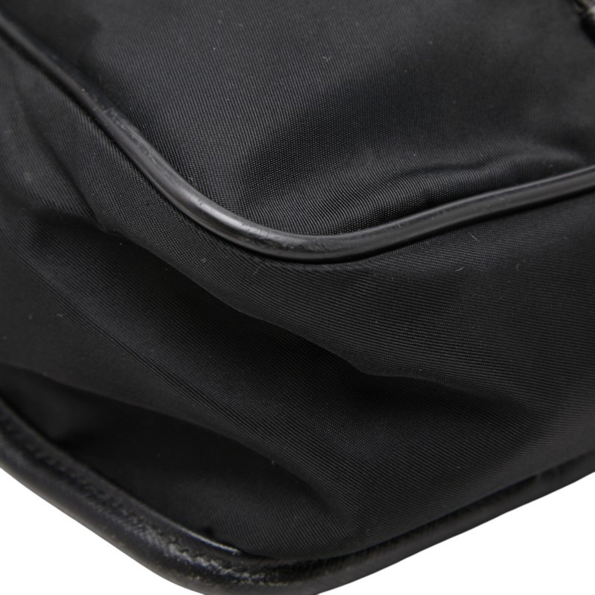 Prada Black Nylon Shoulder Bag (Pre-Owned)