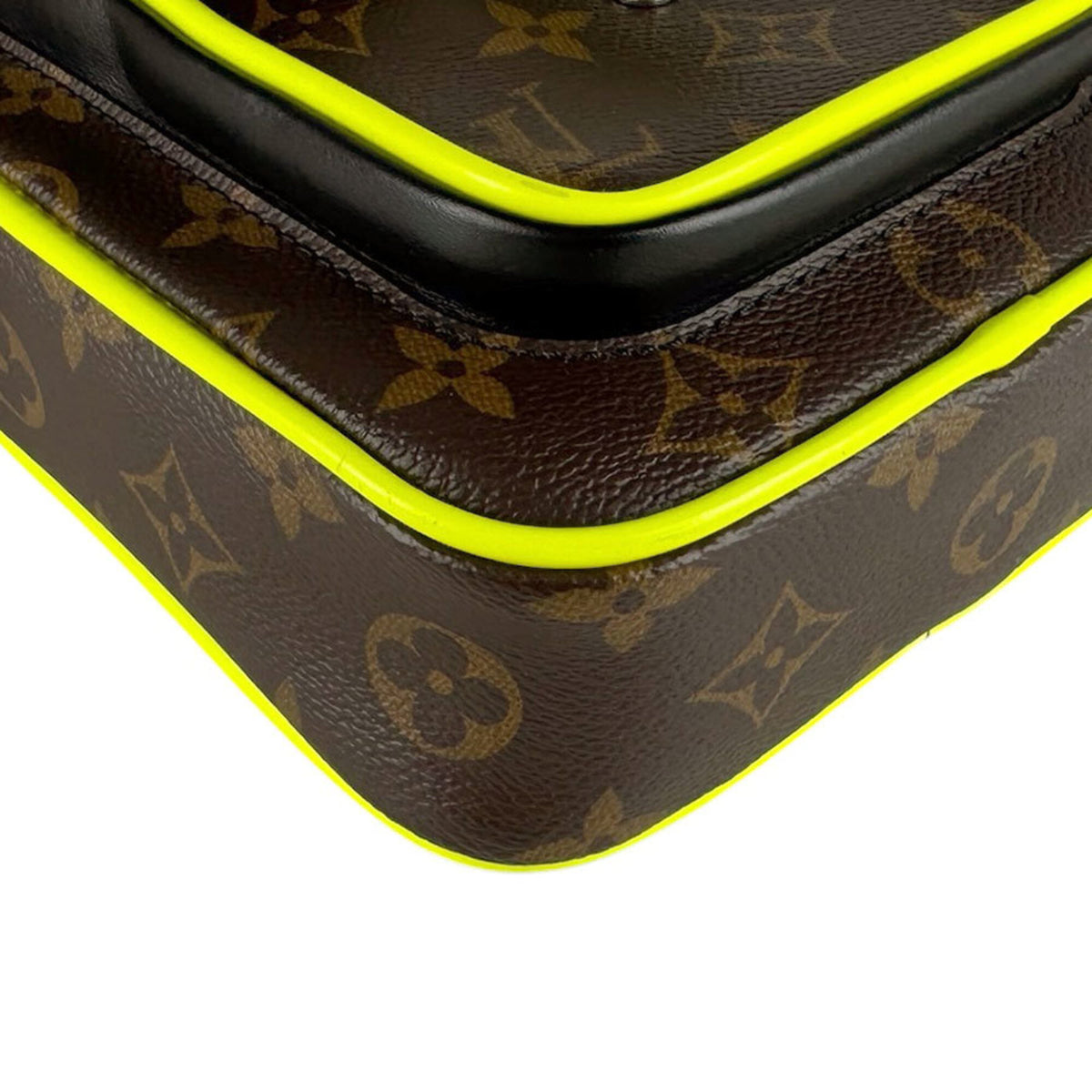 Louis Vuitton Brown Monogram Macassar Yellow Monogram Shoulder Bag (Pre-Owned)