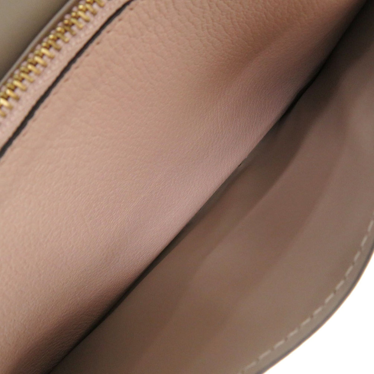 Burberry Pink Leather Shoulder Bag (Pre-Owned)