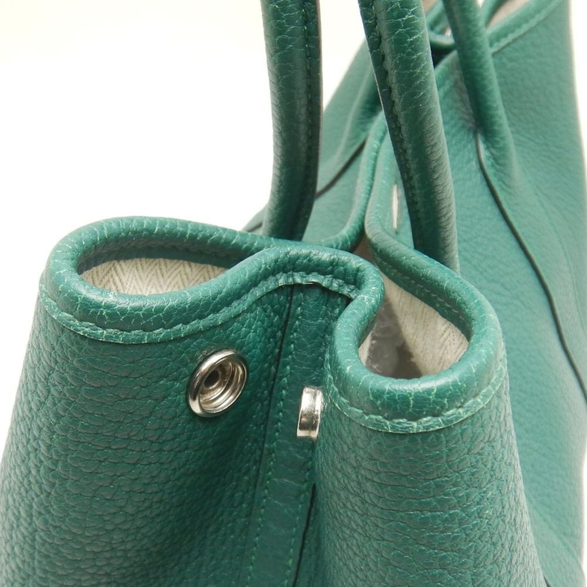 Hermes Garden Green Negonda Leather Handbag (Pre-Owned)