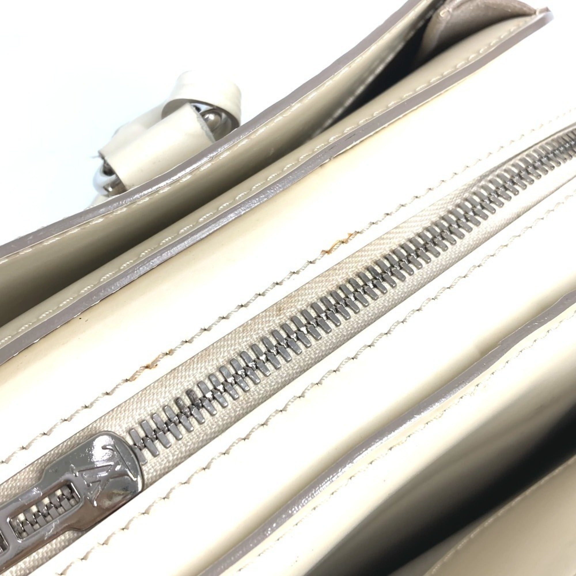 Louis Vuitton Lv Off White White Epi Leather Handbag Tote Bag (Pre-Owned)