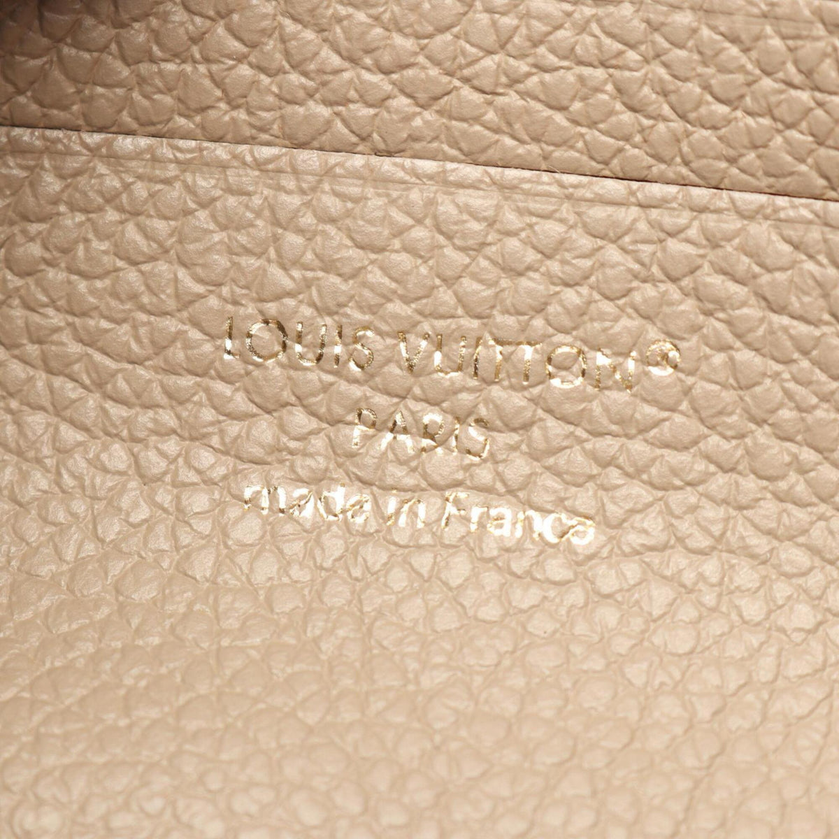 Louis Vuitton Beige Leather Handbag (Pre-Owned)