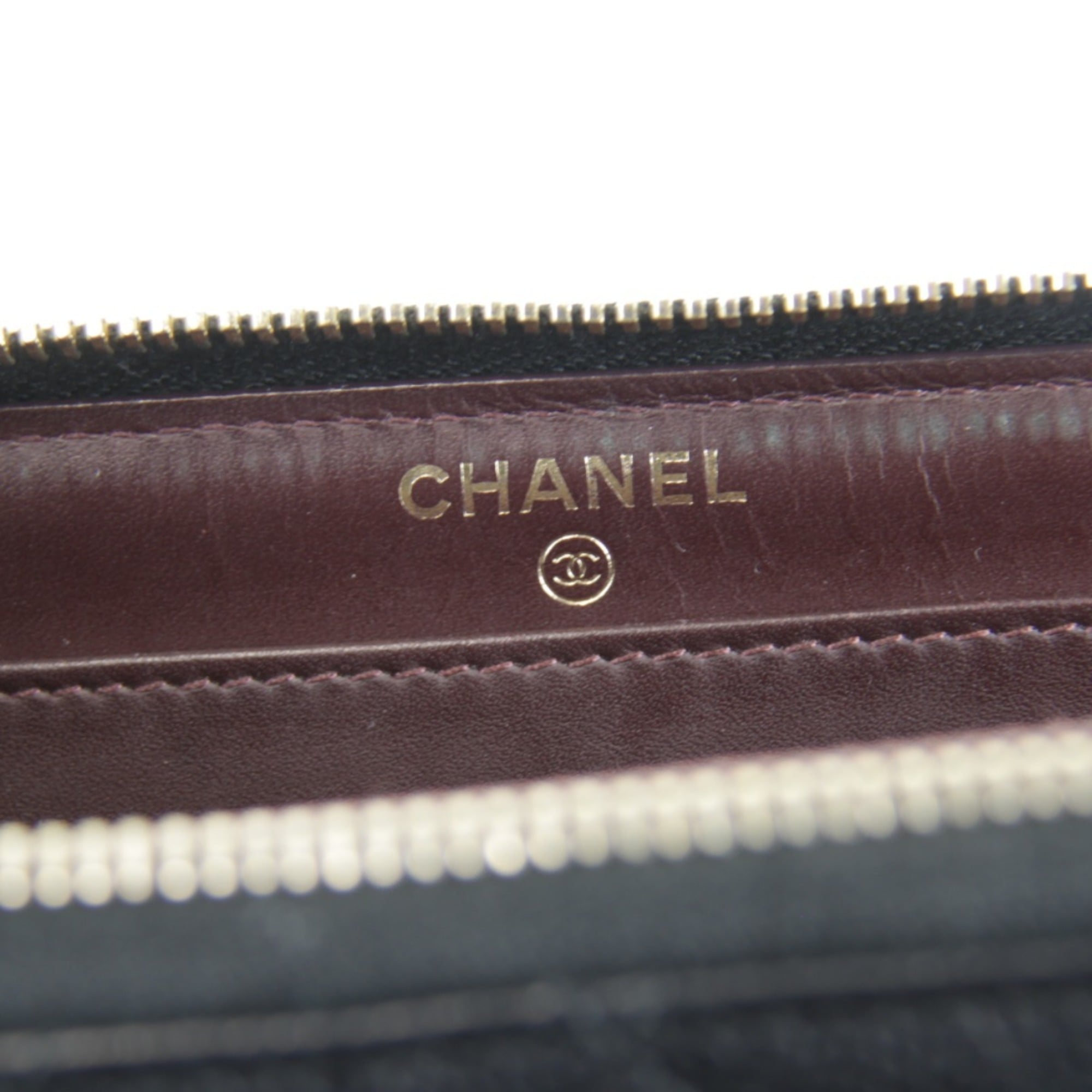Chanel Black Leather Long Wallet (Bi-Fold) (Pre-Owned)