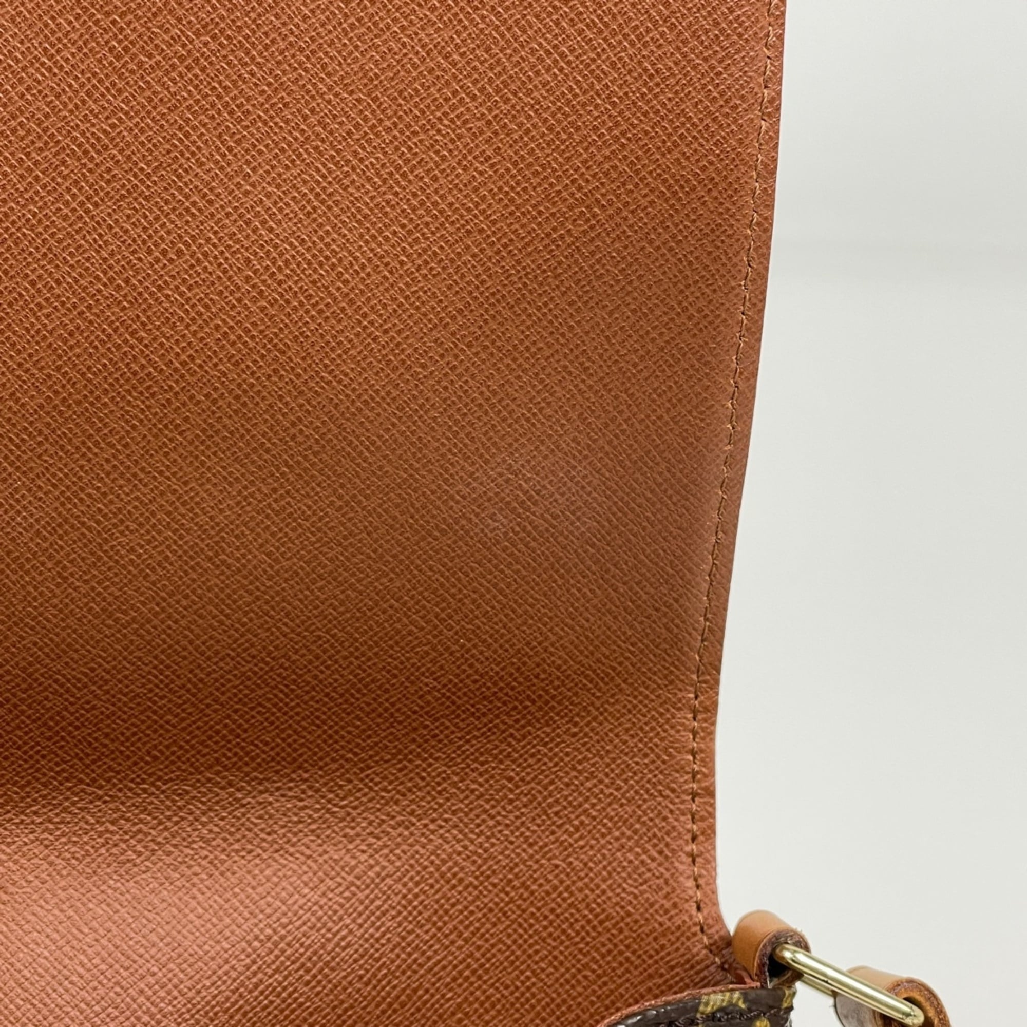 Louis Vuitton Brown Monogram Monogram Shoulder Bag (Pre-Owned)