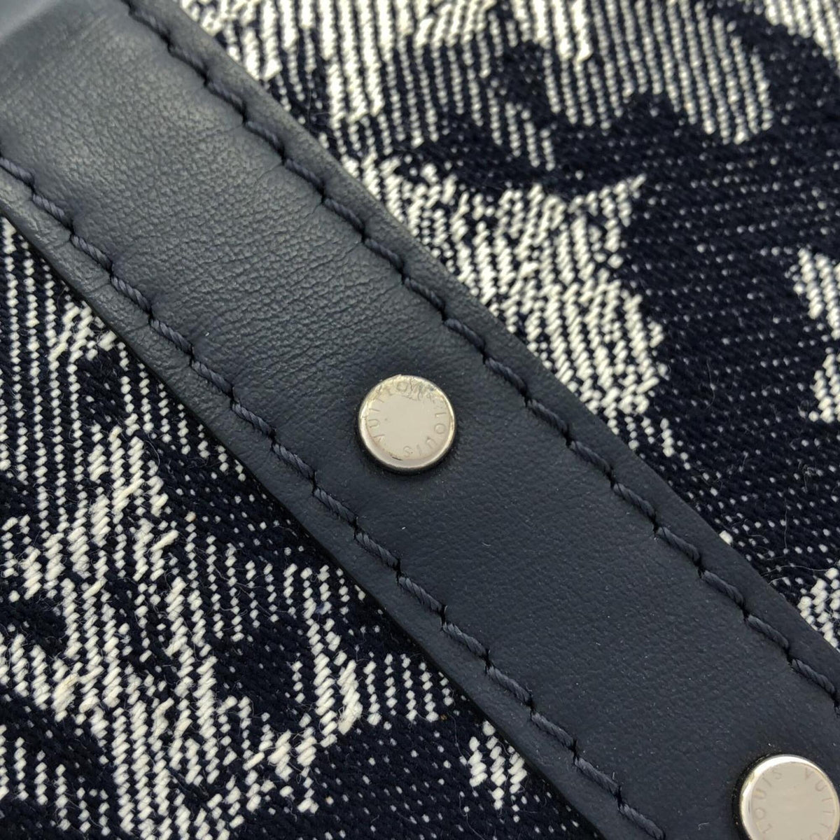 Louis Vuitton Blue Canvas Shoulder Bag (Pre-Owned)