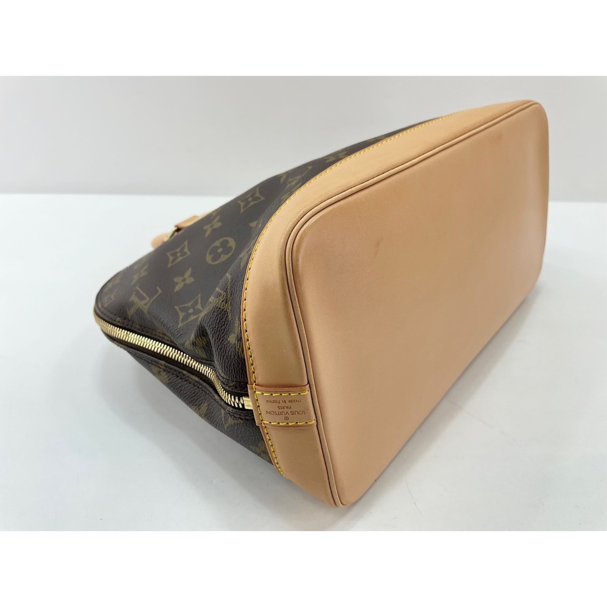 Louis Vuitton Brown Handbag (Pre-Owned)