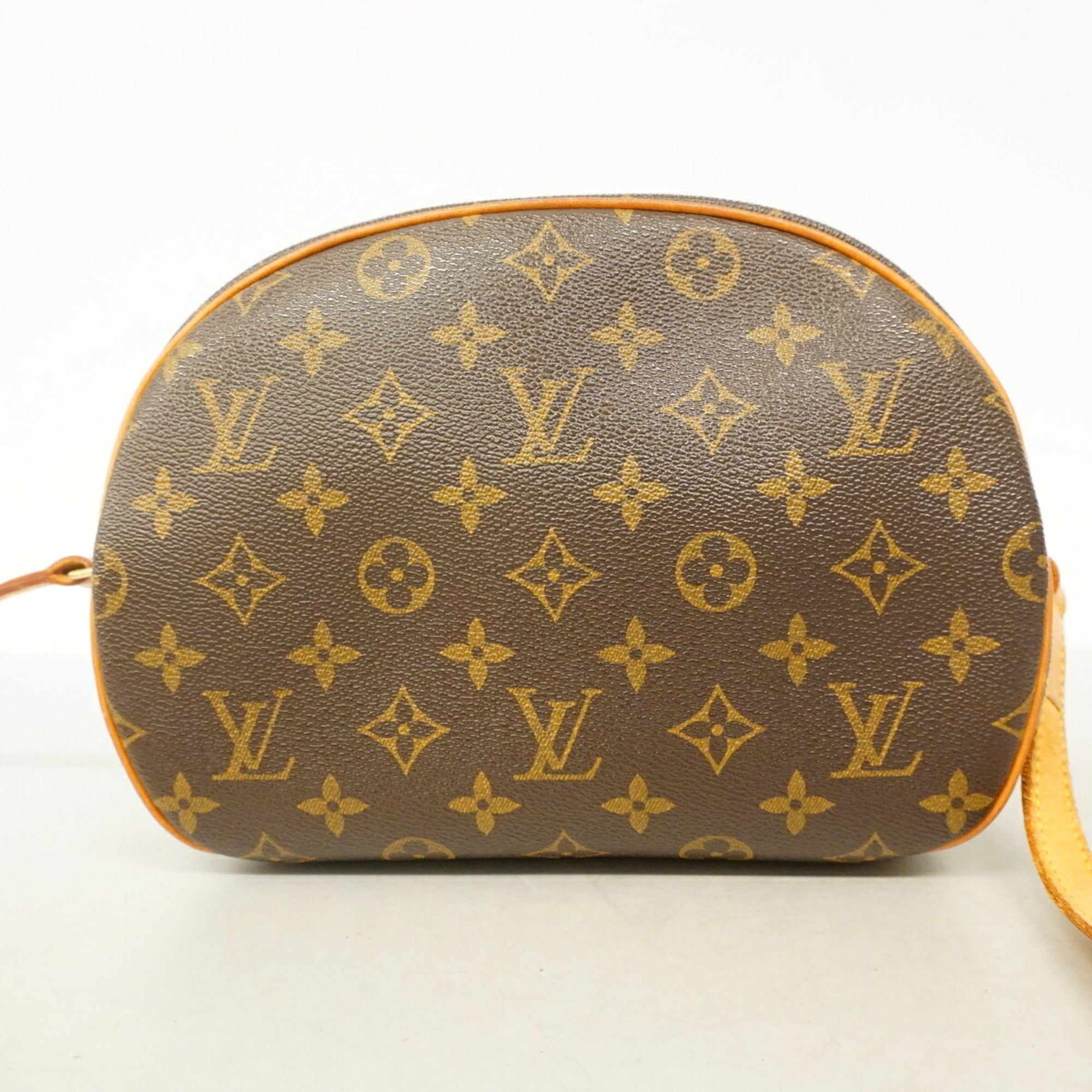 Louis Vuitton Brown Shoulder Bag (Pre-Owned)