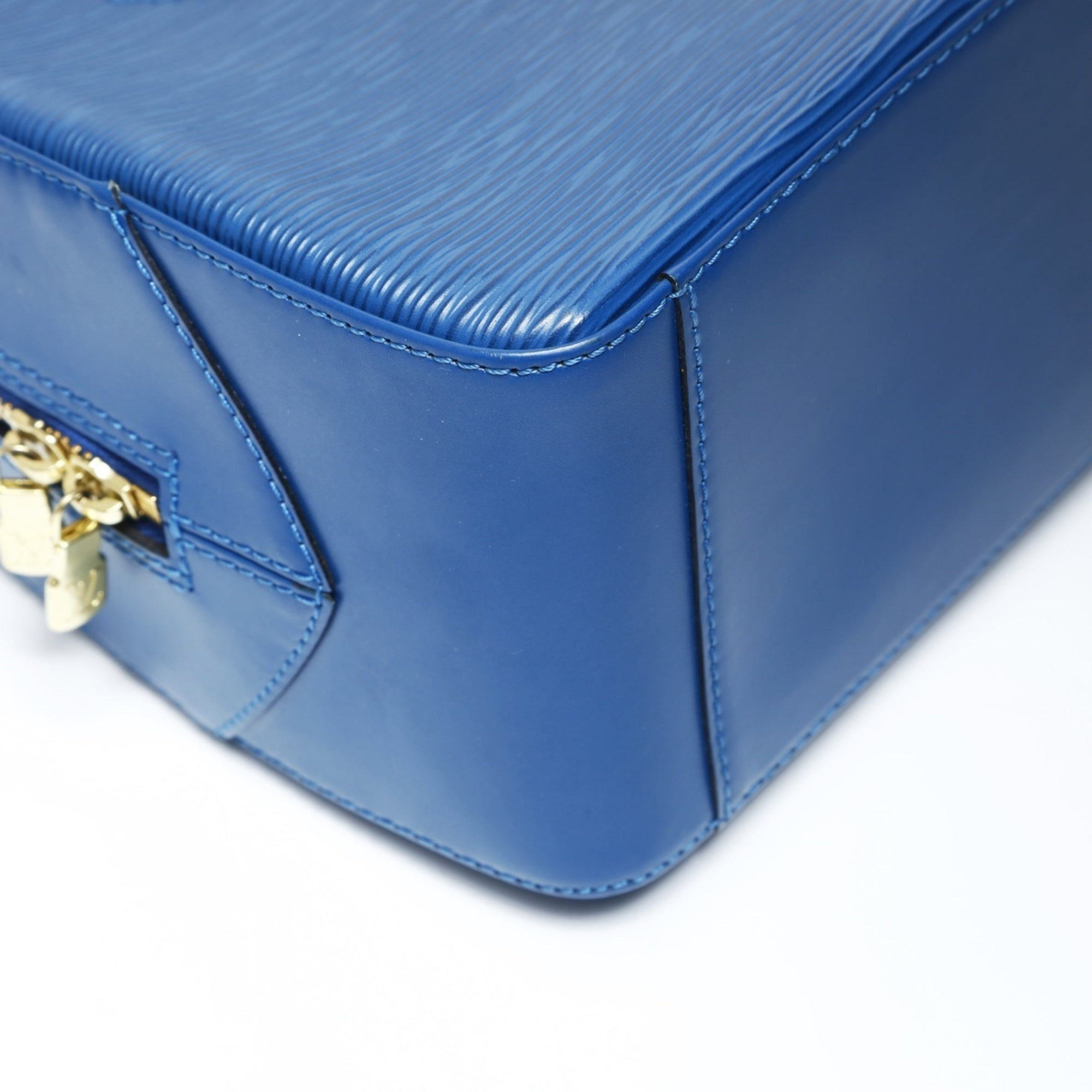 Louis Vuitton Epi Blue Epi Leather Handbag (Pre-Owned)