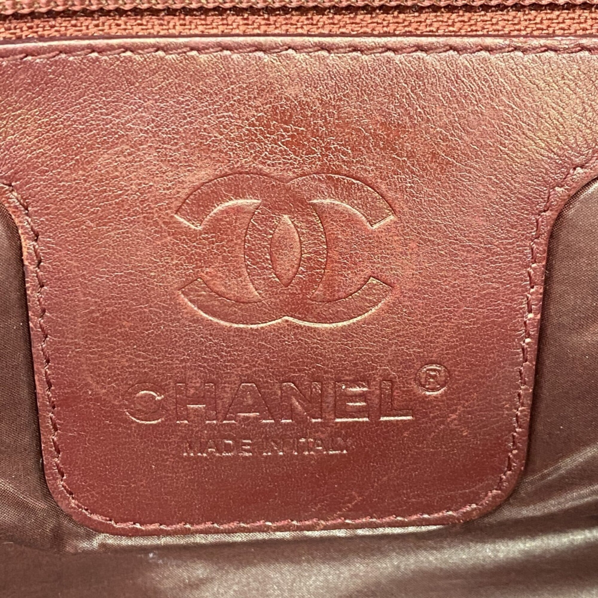 Chanel Black Nylon Tote Bag (Pre-Owned)