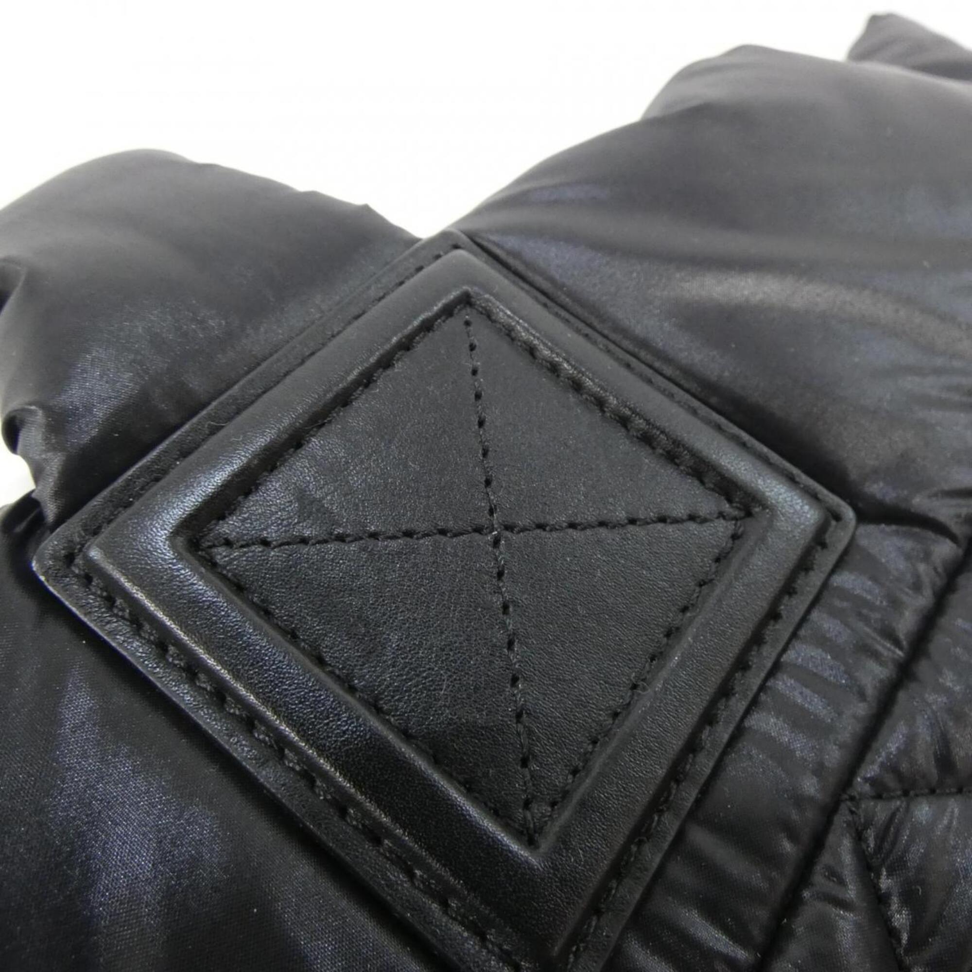 Chanel Black Nylon Handbag (Pre-Owned)