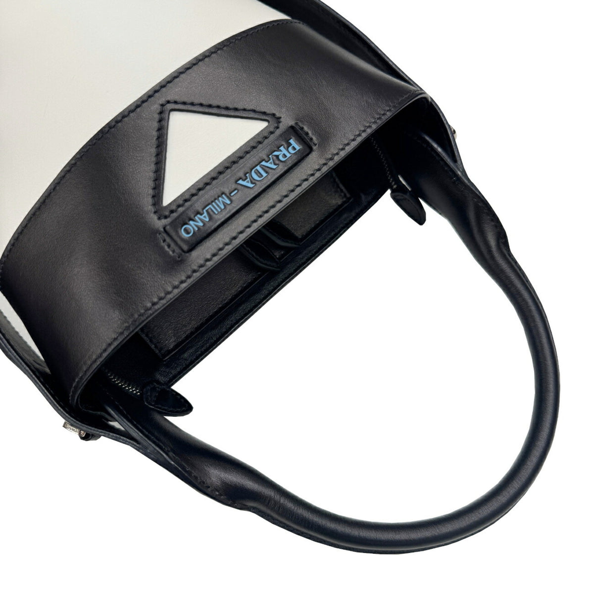 Prada Black White Leather Handbag Shoulder Bag (Pre-Owned)