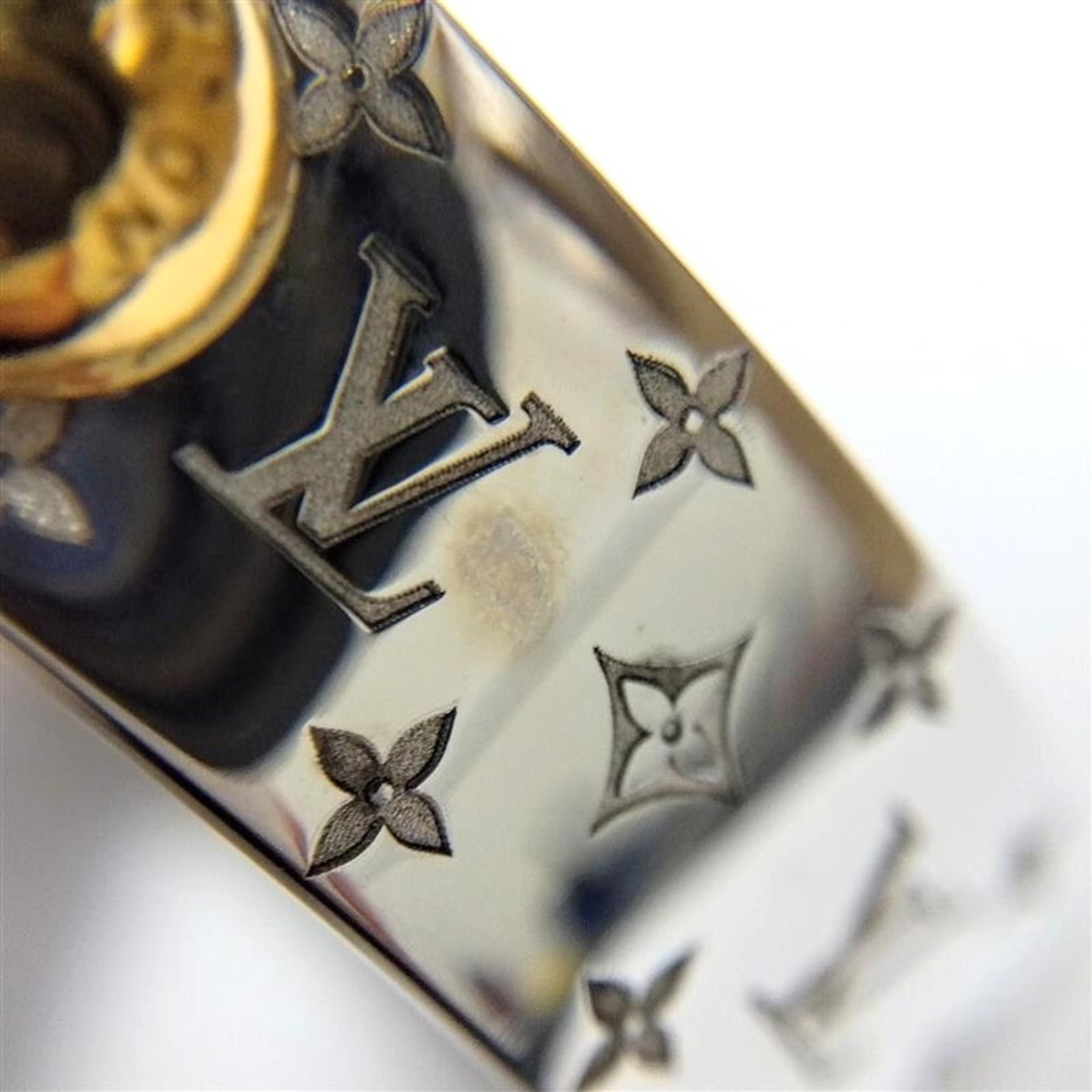 Louis Vuitton Silver Cuff Bracelet (Pre-Owned)
