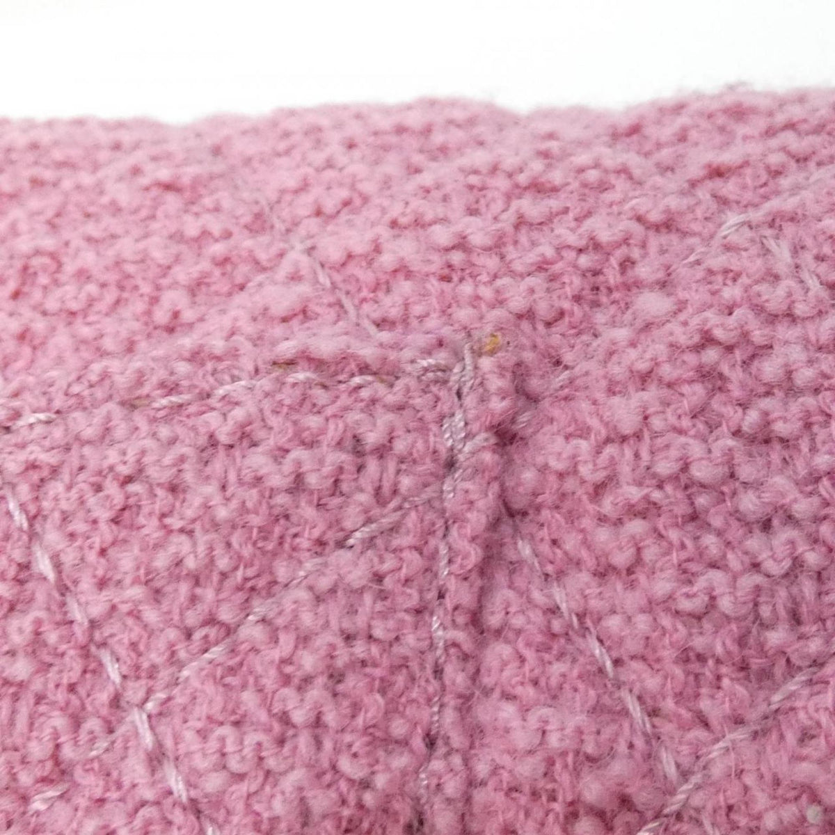 Chanel Pink Tweed Shoulder Bag (Pre-Owned)