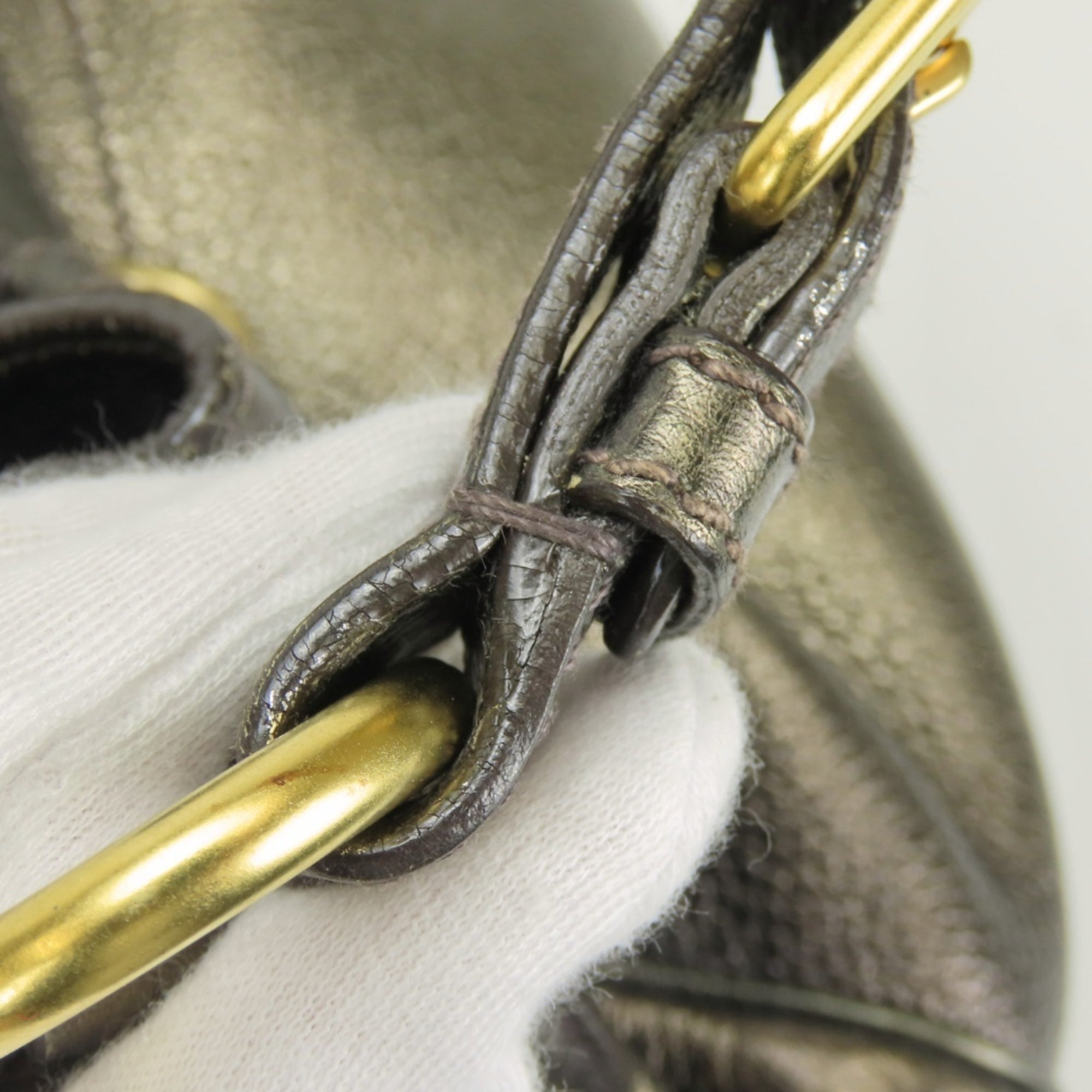 Prada Bronze Brown Leather Shoulder Bag (Pre-Owned)
