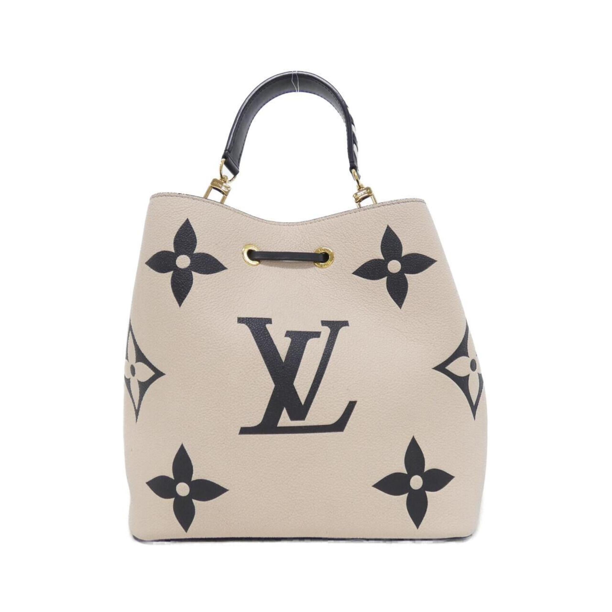 Louis Vuitton Beige Leather Pouch Shoulder Bag (Pre-Owned)