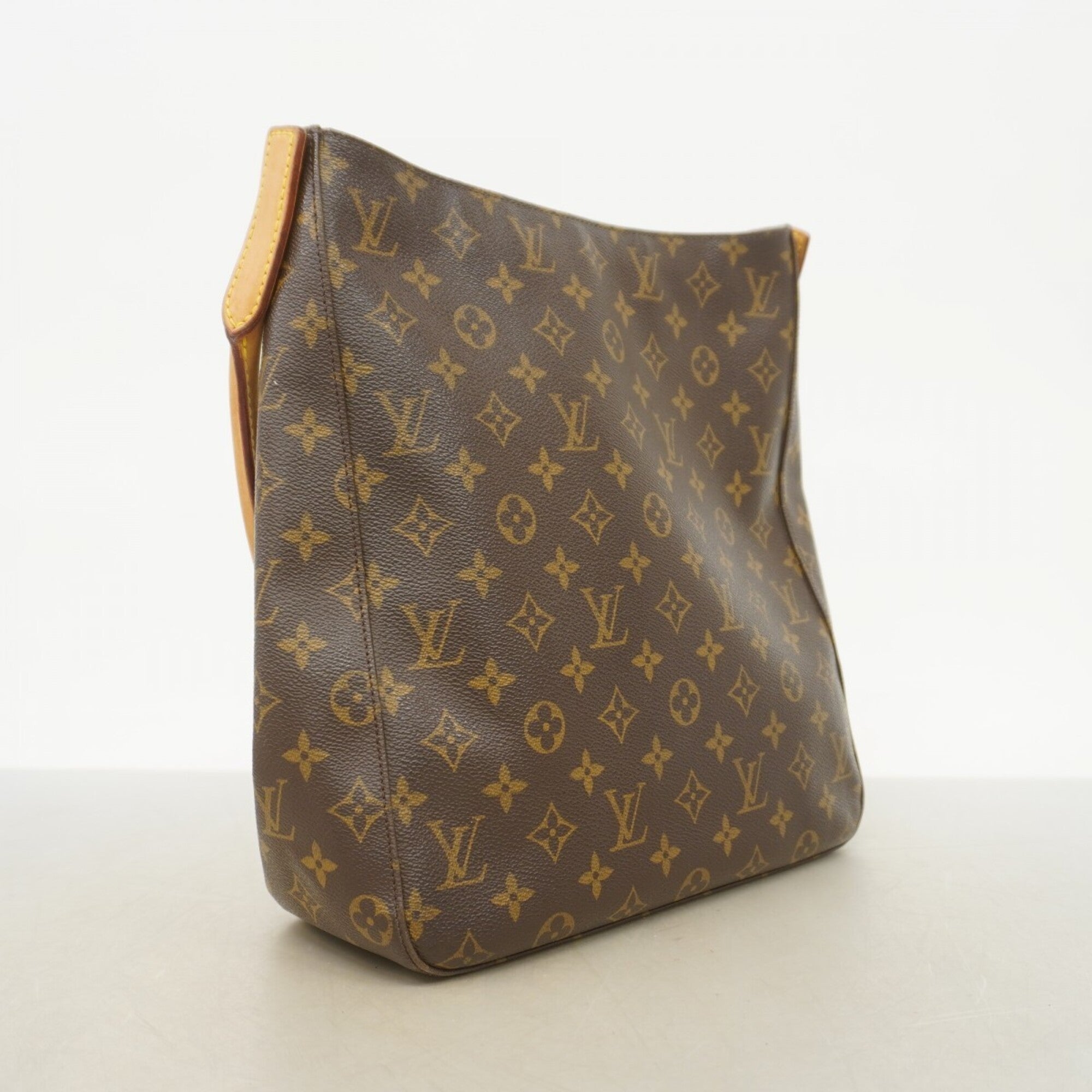 Louis Vuitton Brown Shoulder Bag (Pre-Owned)