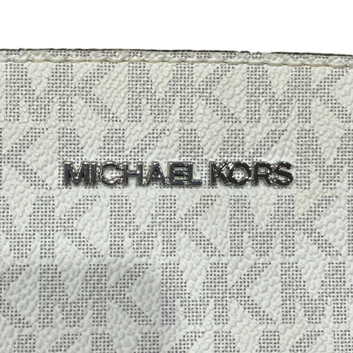 Michael Kors White Leather Shoulder Bag (Pre-Owned)