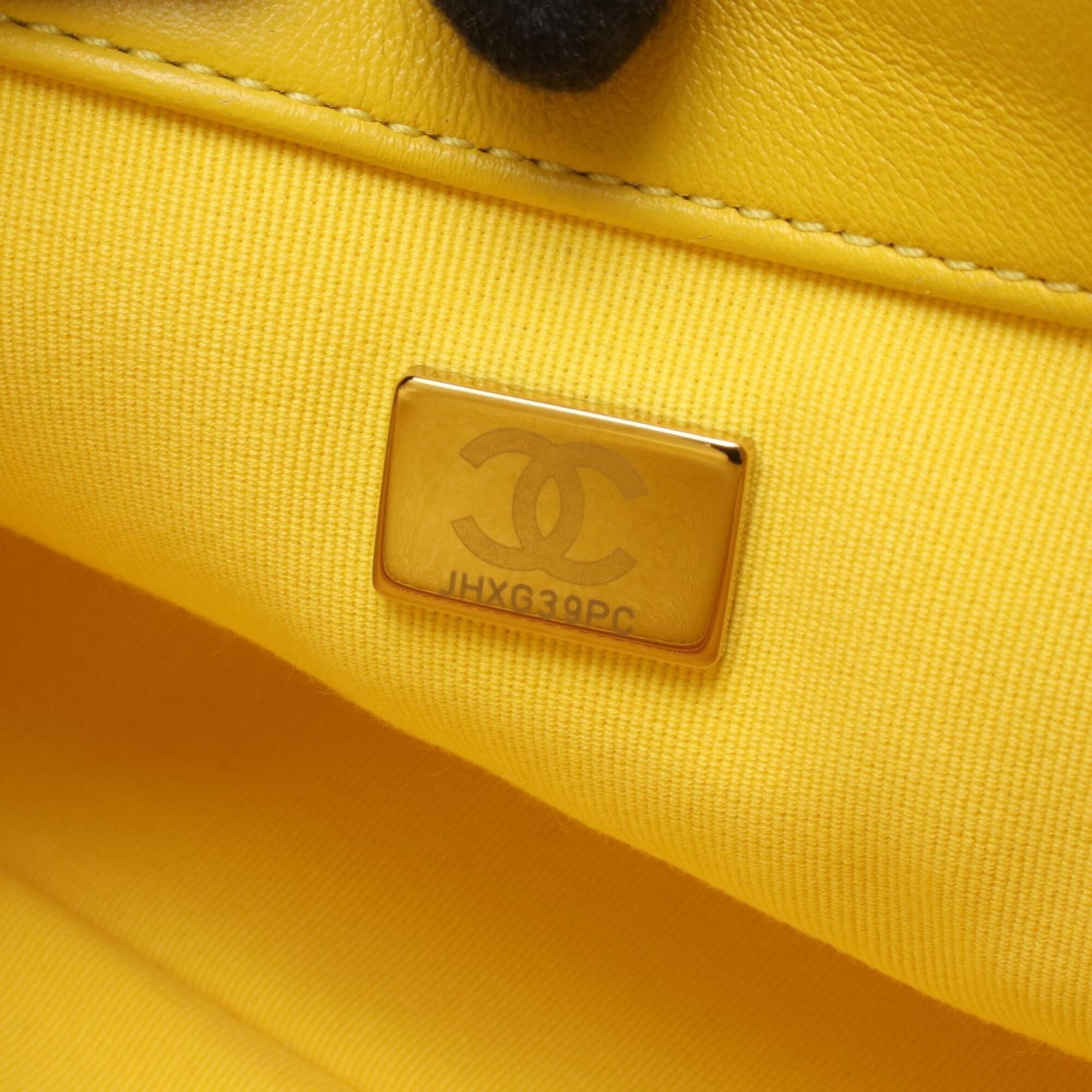 Chanel Yellow Leather Handbag Shoulder Bag (Pre-Owned)
