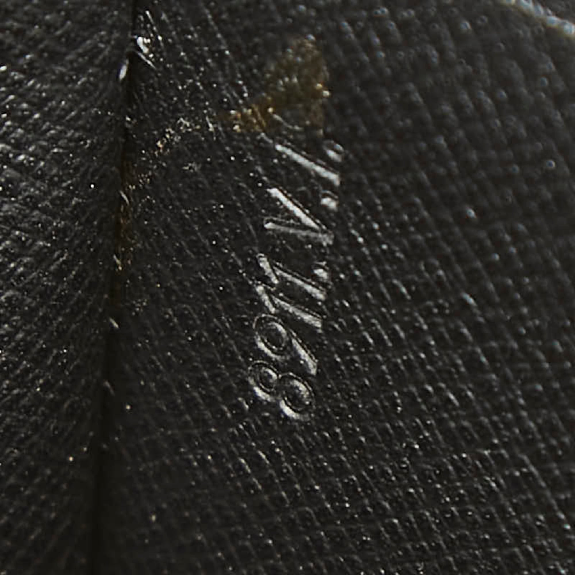 Louis Vuitton Black Noir Leather Clutch Bag (Pre-Owned)