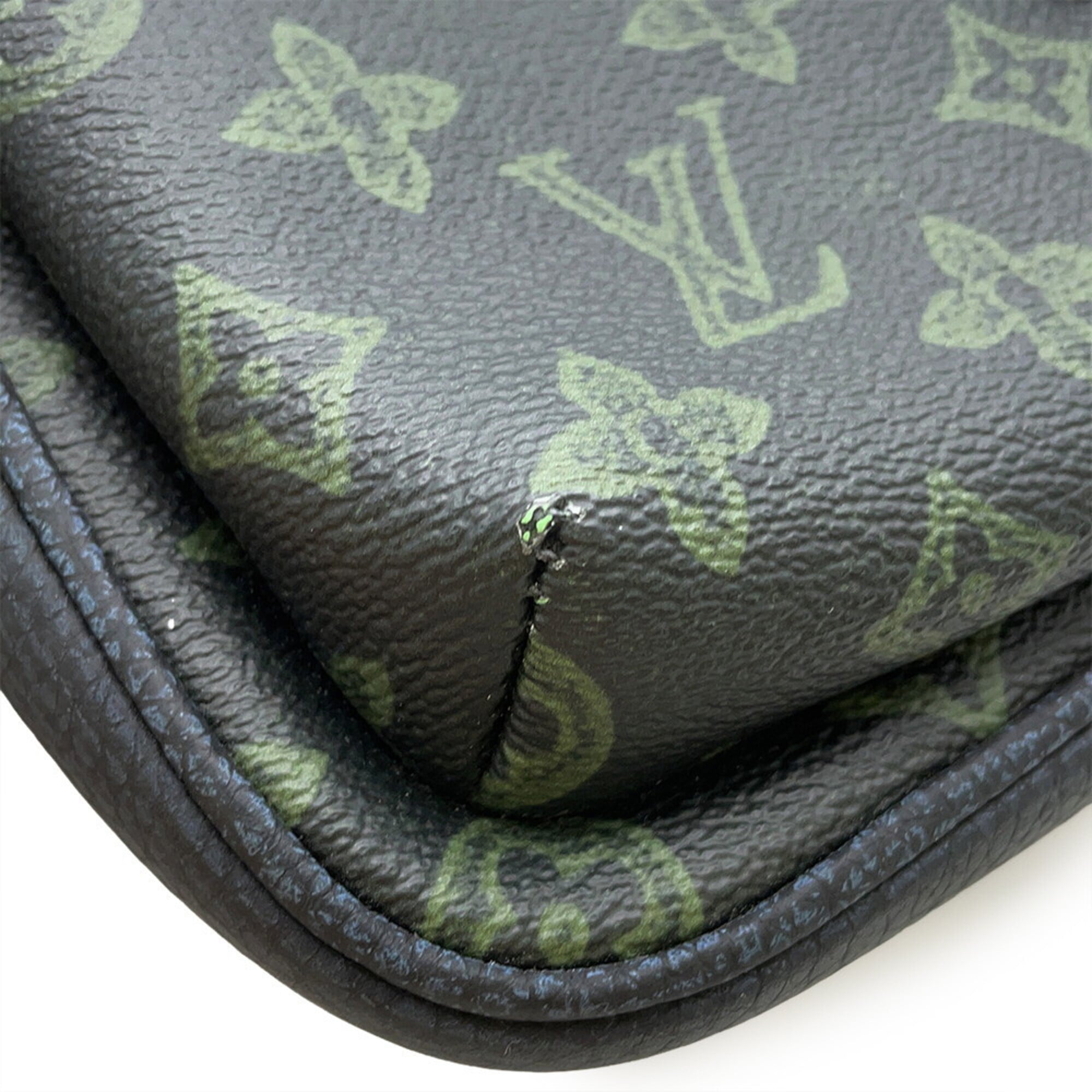 Louis Vuitton Dark Green Monogram Monogram Handbag Sling Bag (Pre-Owned)