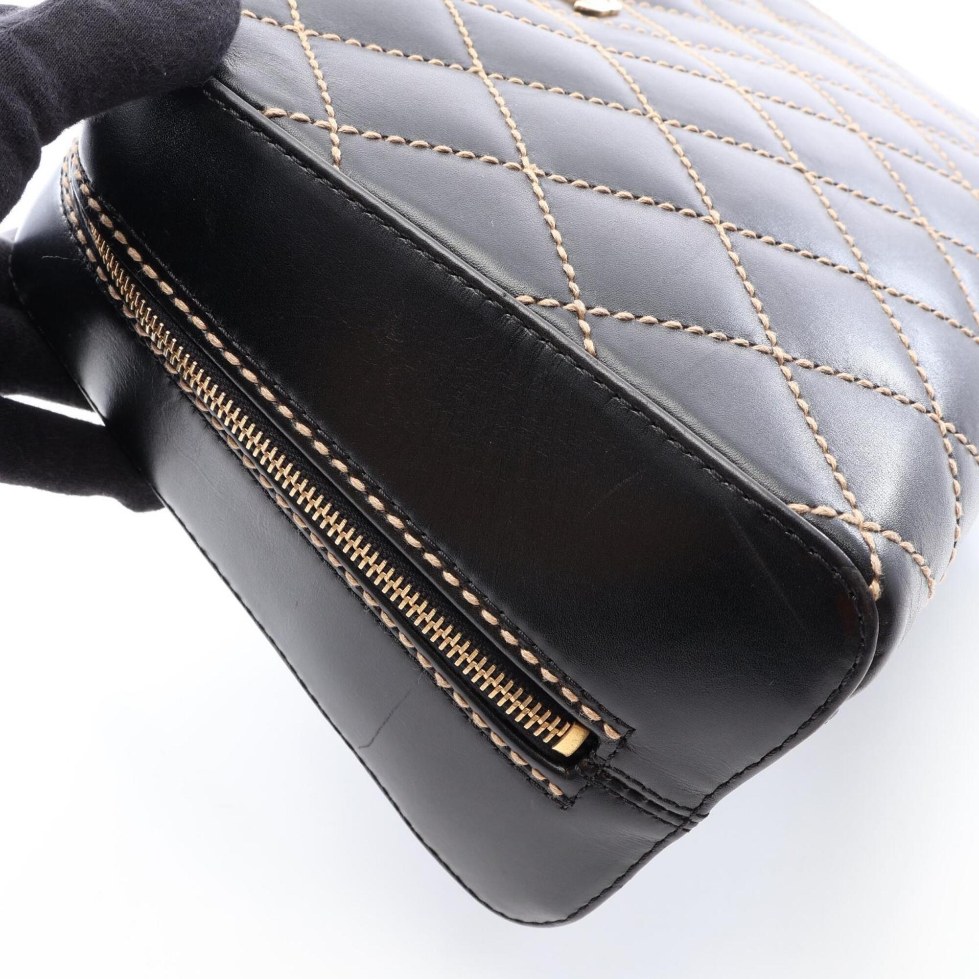 Chanel Black Leather Handbag (Pre-Owned)