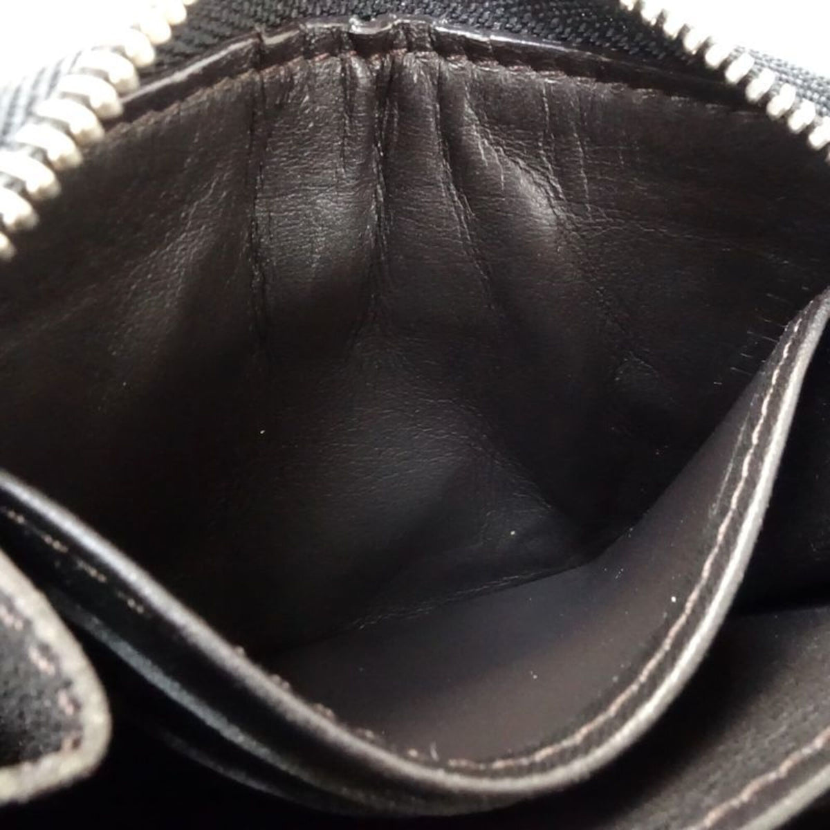 Louis Vuitton Noir Leather Coin Purse/Coin Case (Pre-Owned)