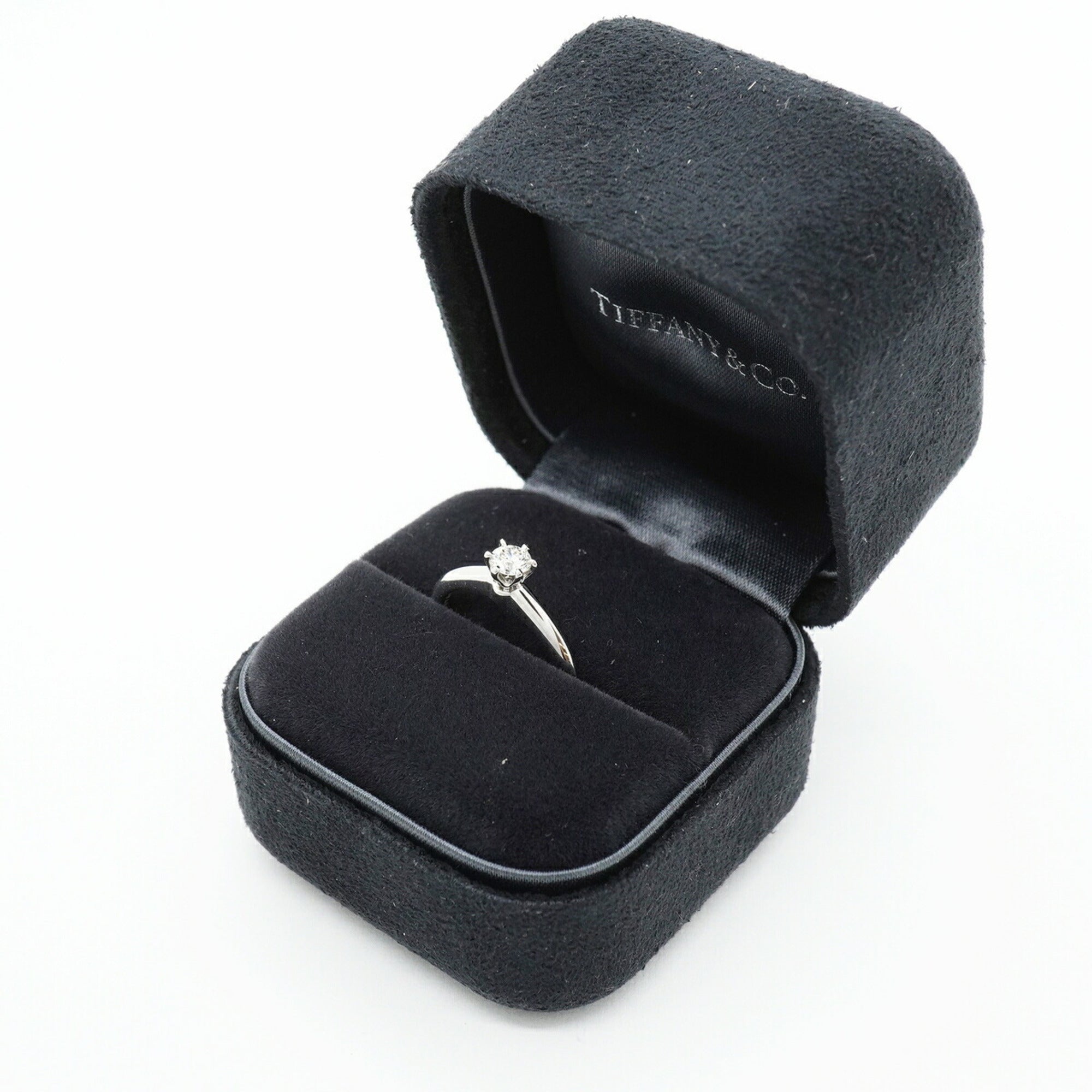 Tiffany Platinum 950 Band Ring (Pre-Owned)
