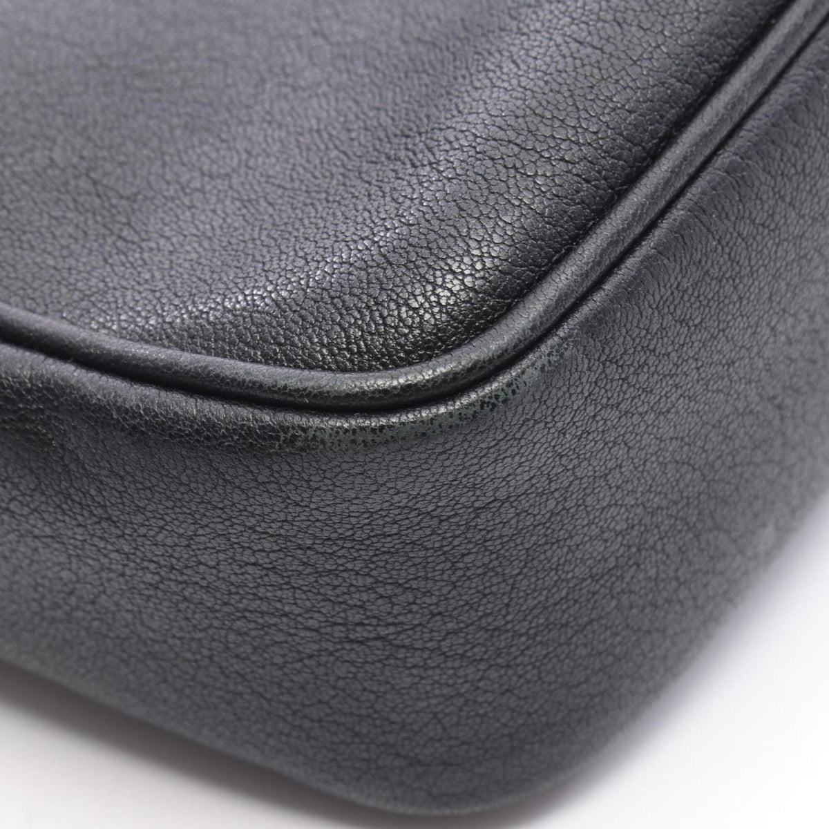Yves Saint Laurent Black Leather Handbag Shoulder Bag (Pre-Owned)