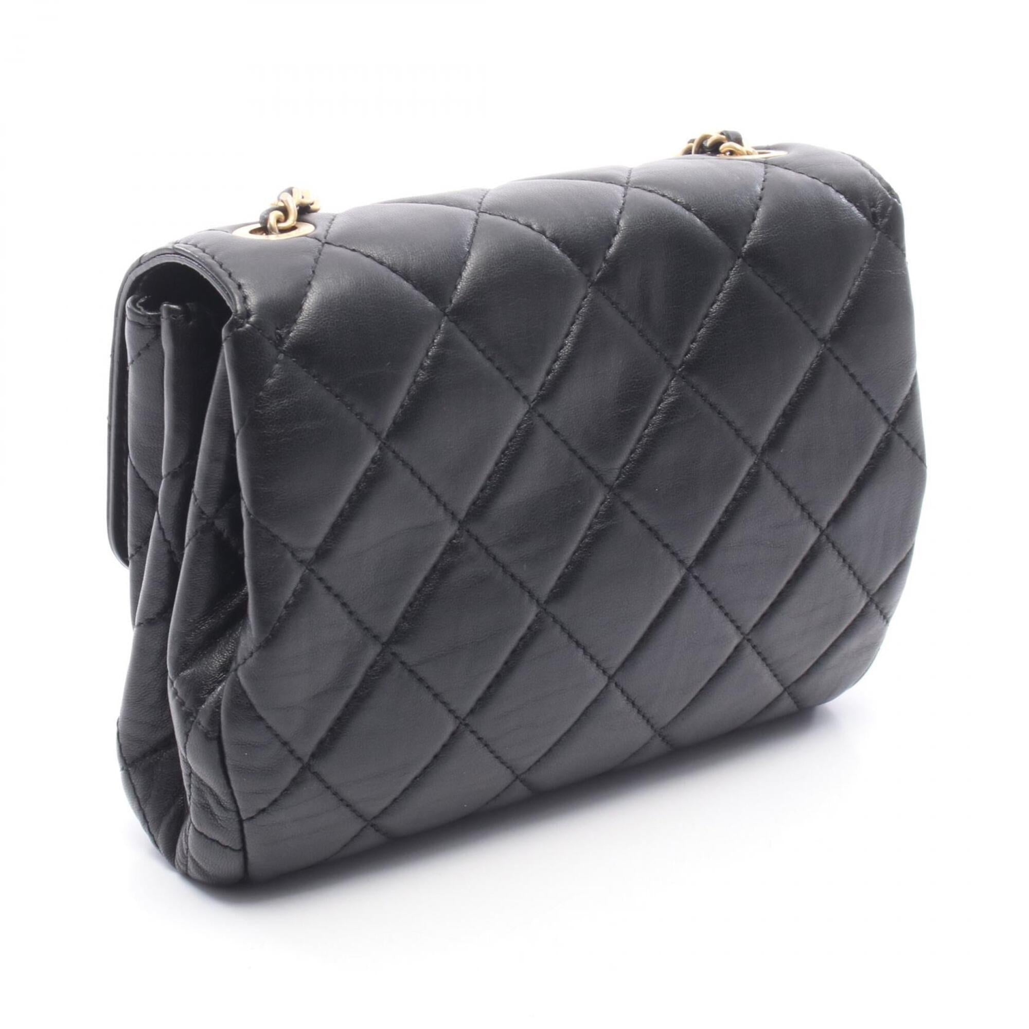 Chanel Matelasse Black Leather Handbag Shoulder Bag (Pre-Owned)