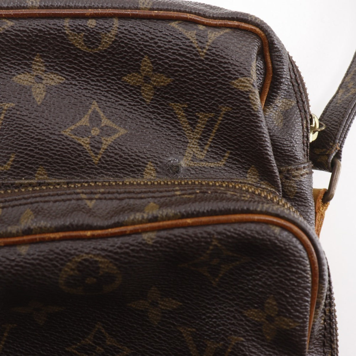 Louis Vuitton Brown Monogram Canvas Shoulder Bag (Pre-Owned)