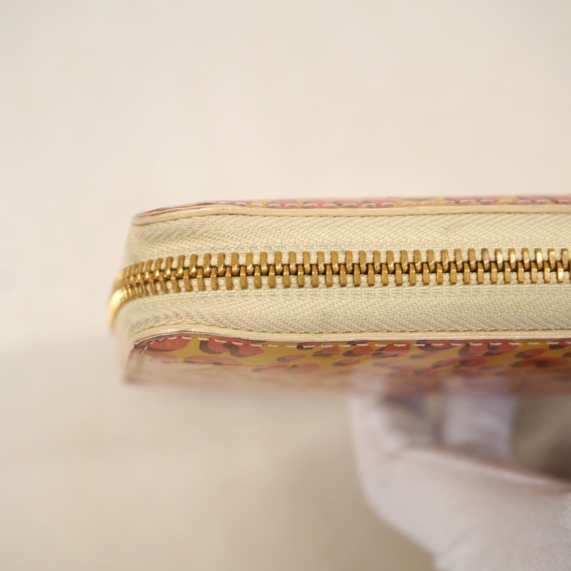 Louis Vuitton Blanc Corail Long Wallet (Bi-Fold) (Pre-Owned)