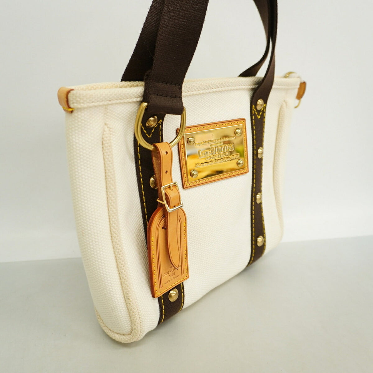 Louis Vuitton Ecru Handbag (Pre-Owned)