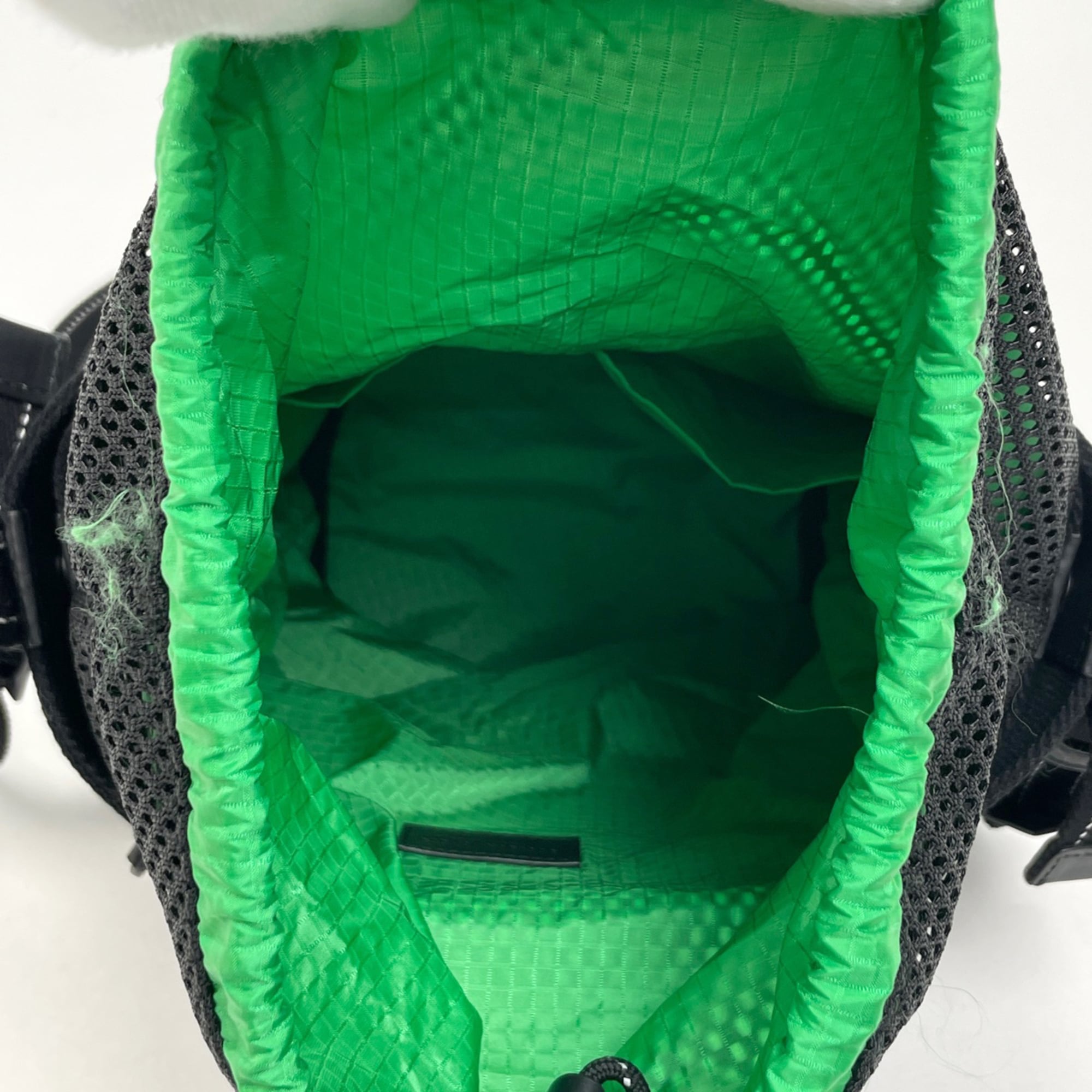 Bottega Veneta Black Green Nylon Messenger Bag (Pre-Owned)