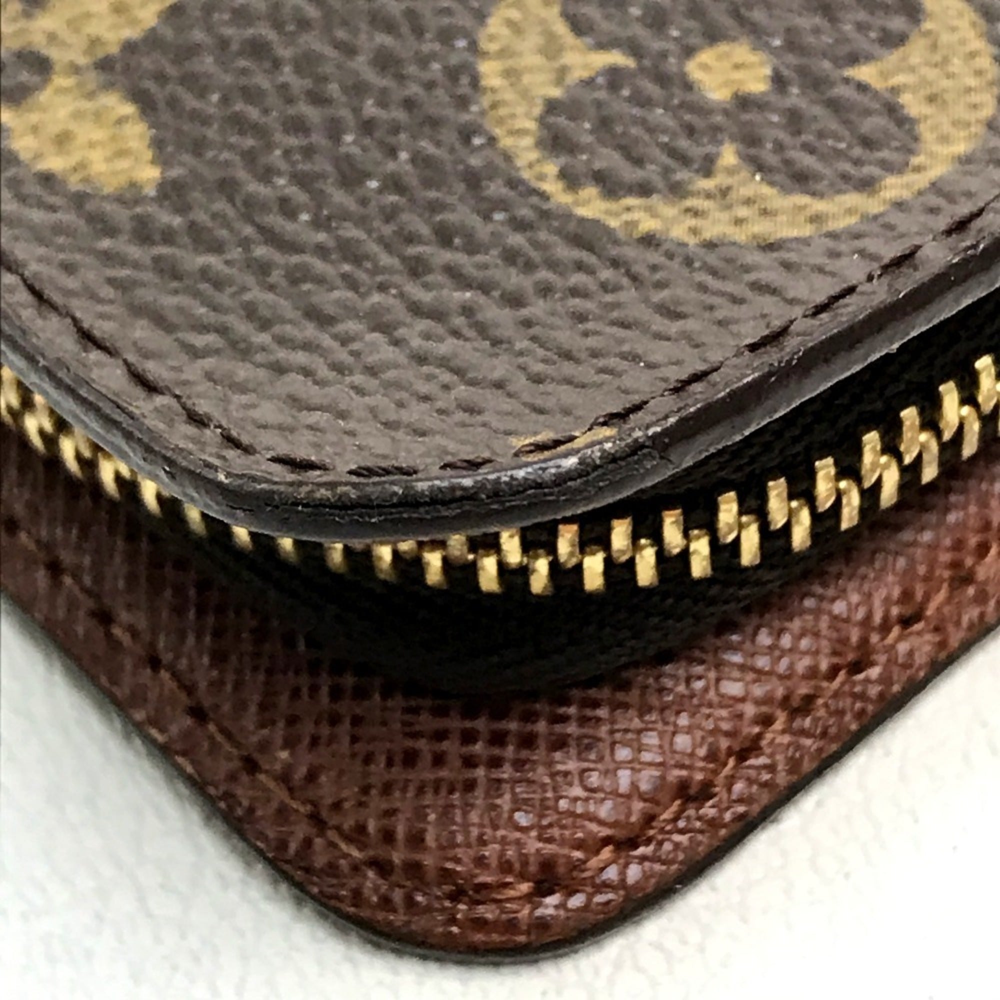 Louis Vuitton Brown Monogram Long Wallet (Bi-Fold) (Pre-Owned)