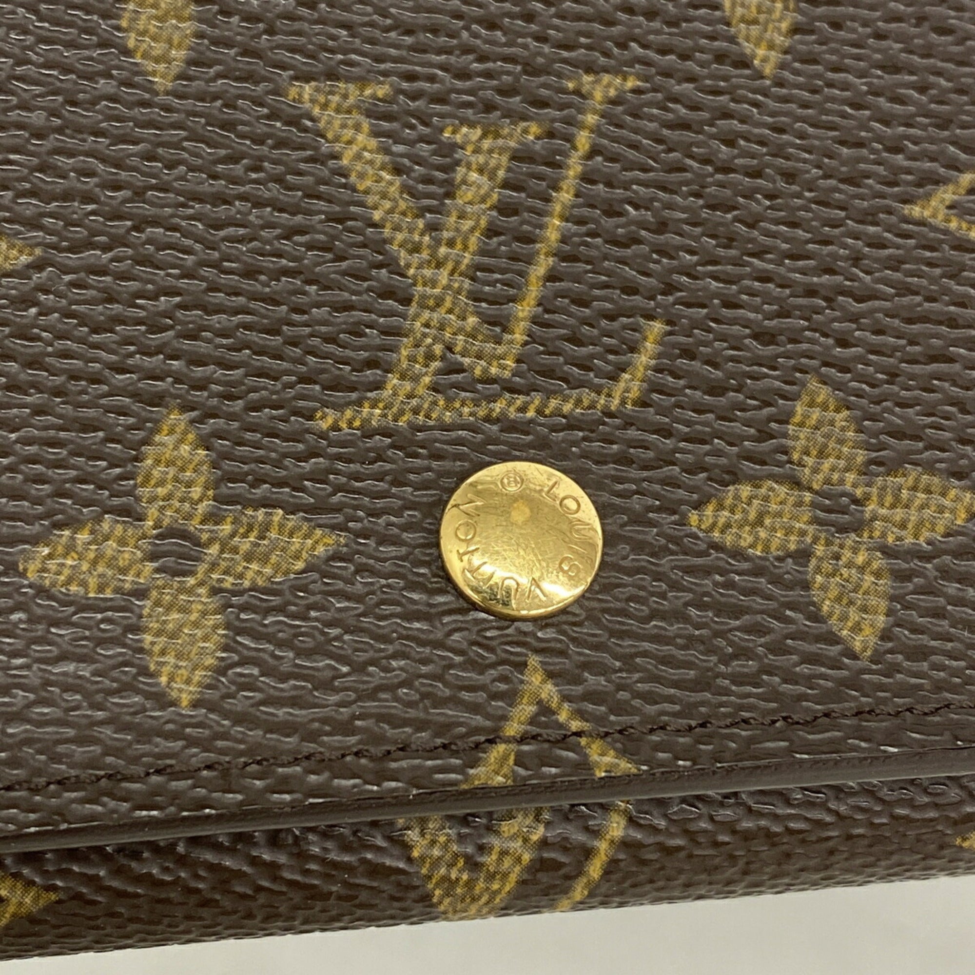 Louis Vuitton Brown Wallet (Bi-Fold) (Pre-Owned)