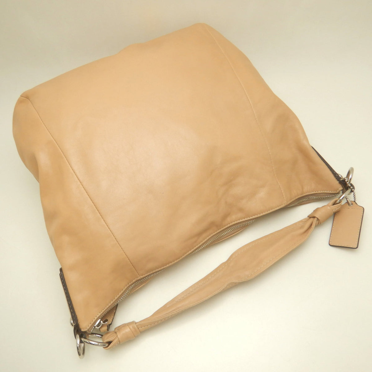 Coach Kristin Beige Leather Shoulder Bag (Pre-Owned)