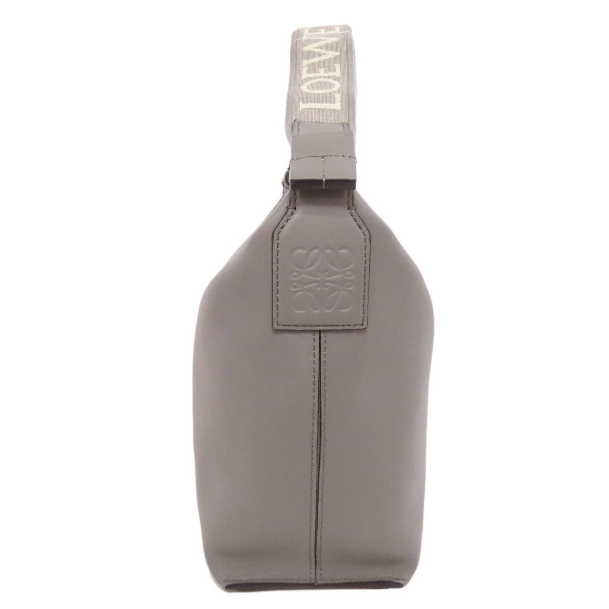 Loewe Gray Leather Shoulder Bag (Pre-Owned)